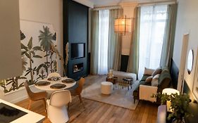 Beige Hospitalite - Coco - Hypercentre-2Chambres-Parking-Zen