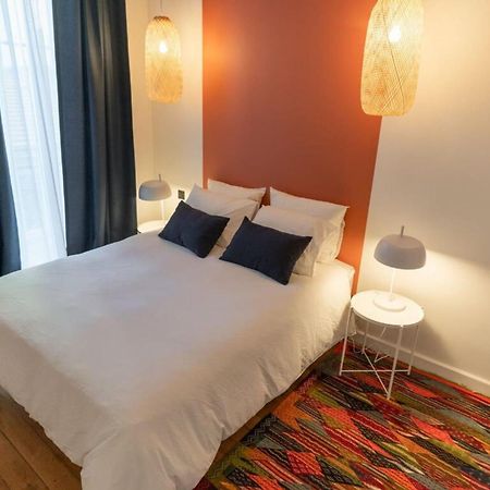 Beige Hospitalite - Coco - Hypercentre-2Chambres-Parking-Zen Saint-Etienne  Extérieur photo