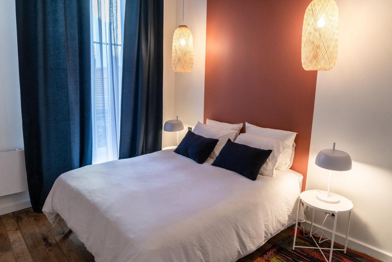 Beige Hospitalite - Coco - Hypercentre-2Chambres-Parking-Zen Saint-Etienne  Extérieur photo
