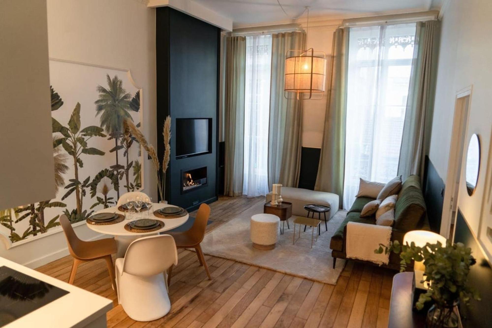 Beige Hospitalite - Coco - Hypercentre-2Chambres-Parking-Zen Saint-Etienne  Extérieur photo