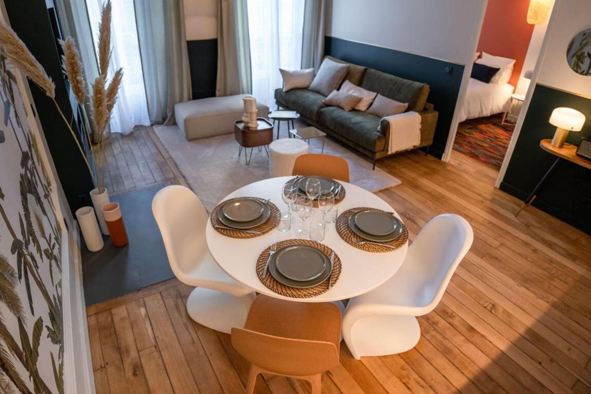 Beige Hospitalite - Coco - Hypercentre-2Chambres-Parking-Zen Saint-Etienne  Extérieur photo